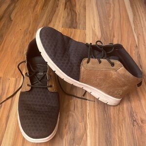 Timberland Mens Hoverlite Chukka Boots. Size 8.5